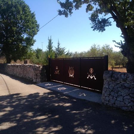 Trullo Salamina Villa Cisternino Exterior photo